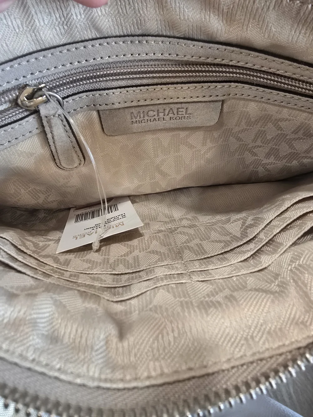 Michael Kors Billy XL Zip Clutch in Cement Leather NWT